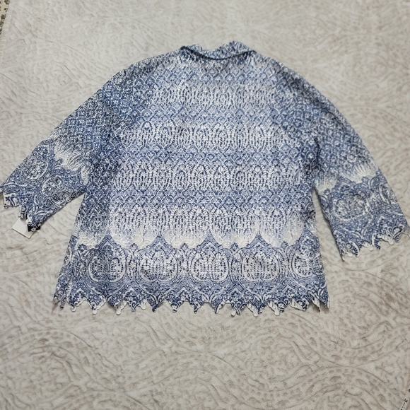 Alfred Dunner Denim Friendly Layered-Look Necklace Top Size 2X NWT White Blue - Picture 6 of 16